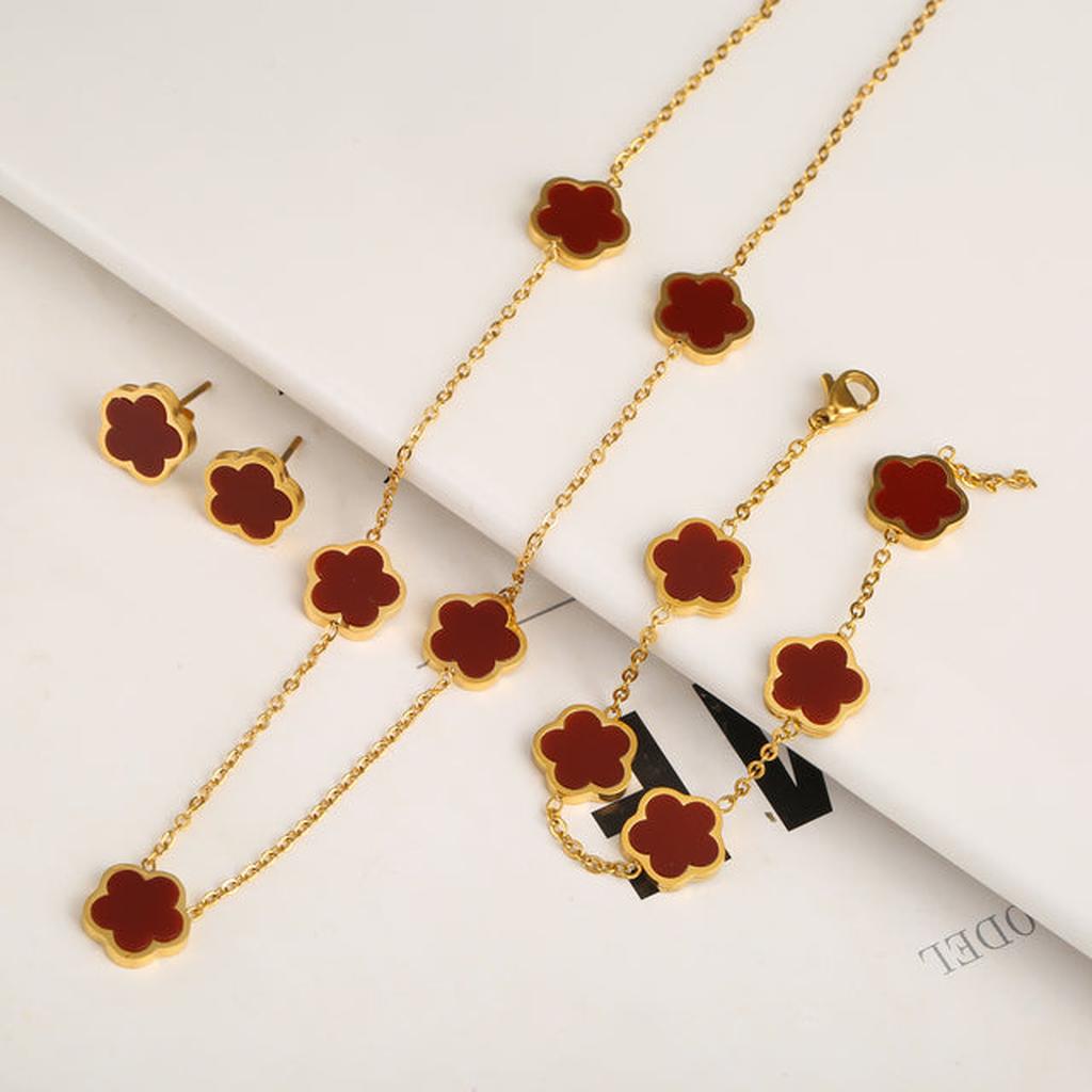 Set Jewellery Pieces in Tree Shape