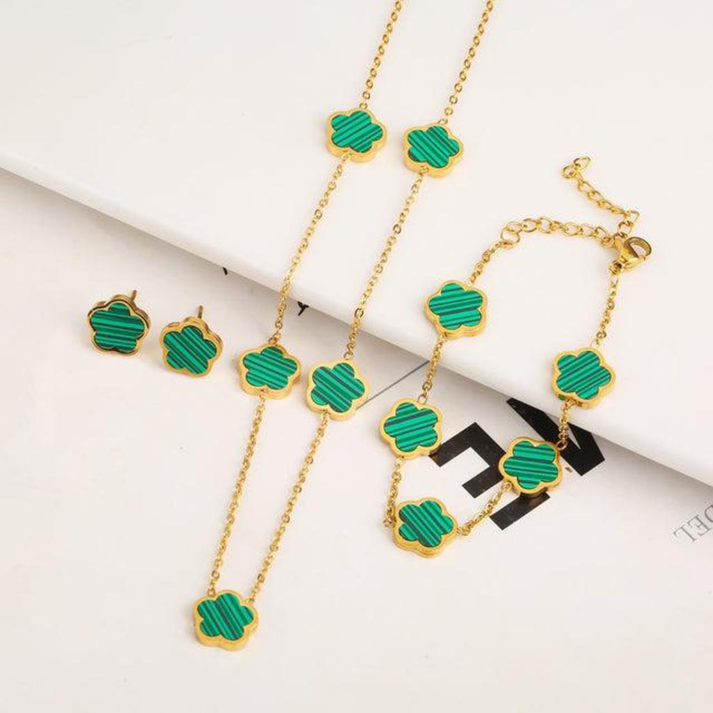 Set Jewellery Pieces in Tree Shape