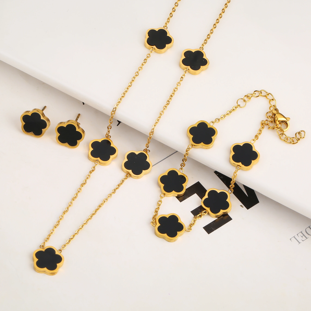 Set Jewellery Pieces in Tree Shape