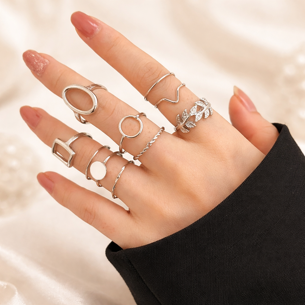 Set with 11 Retro Rings