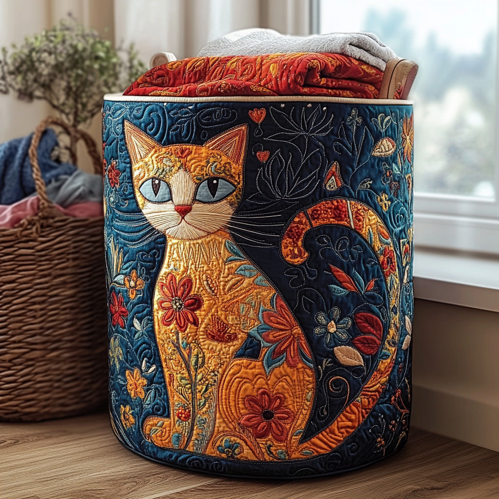 Quilted Laundry Basket in Cat Shape
