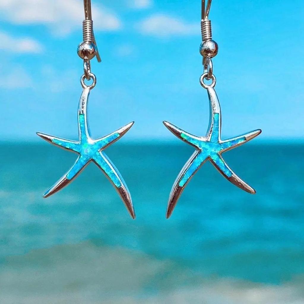 Star Earrings with Opal in White Gold