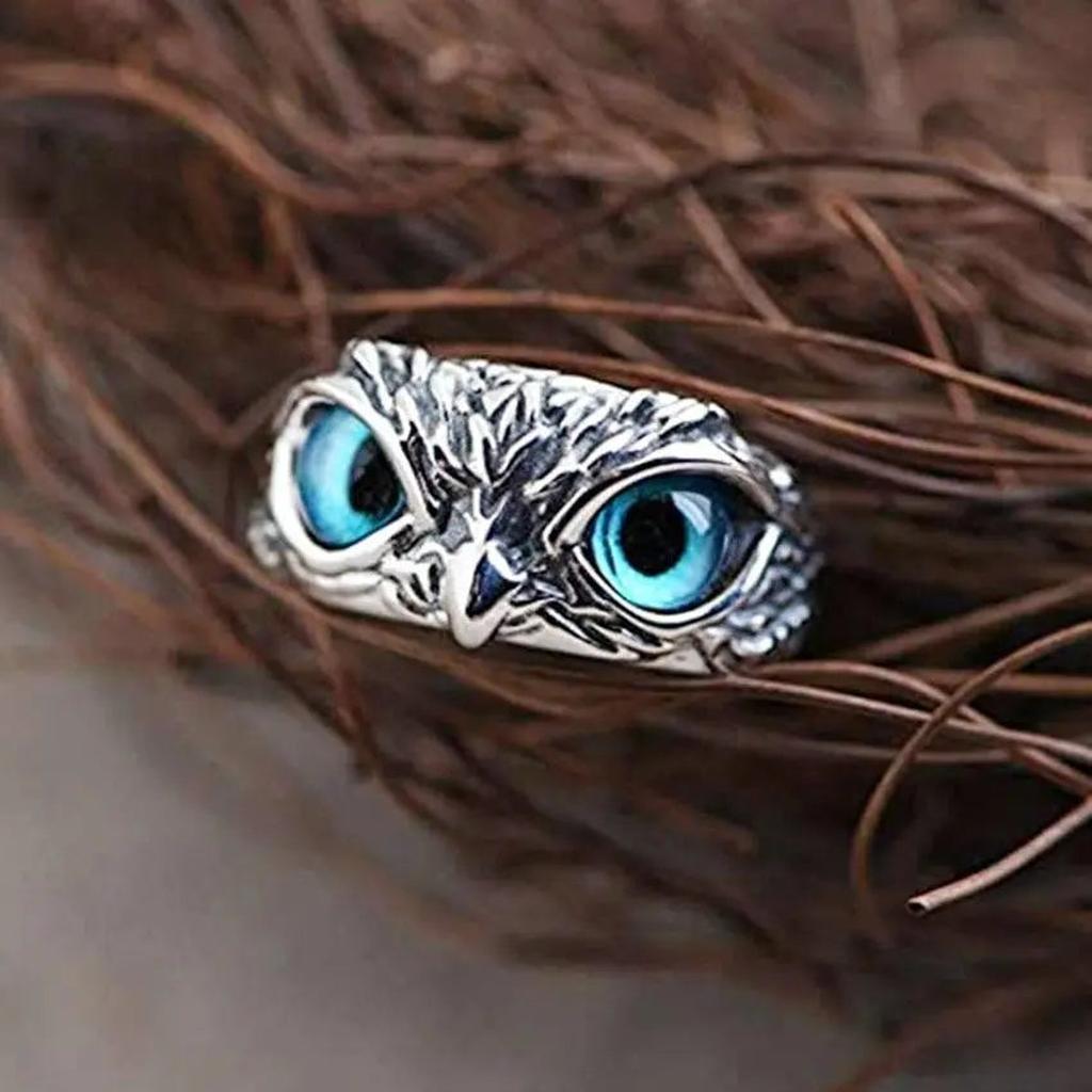 Adjustable Owl Ring with Opal in White Gold