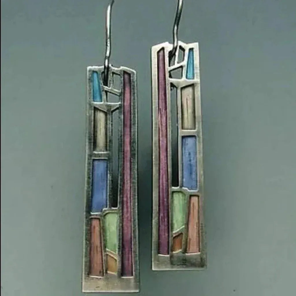 Vintage Earrings in White Gold